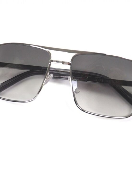 Louis Vuitton 2025 Z0260 U Attitude Sunglasses Silver Clear Gray 5916 140